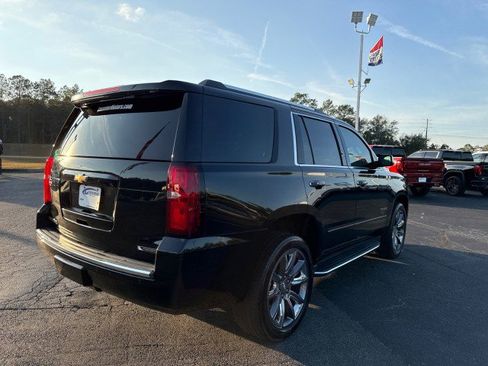 Used 2018 Chevrolet Tahoe Premier image 3