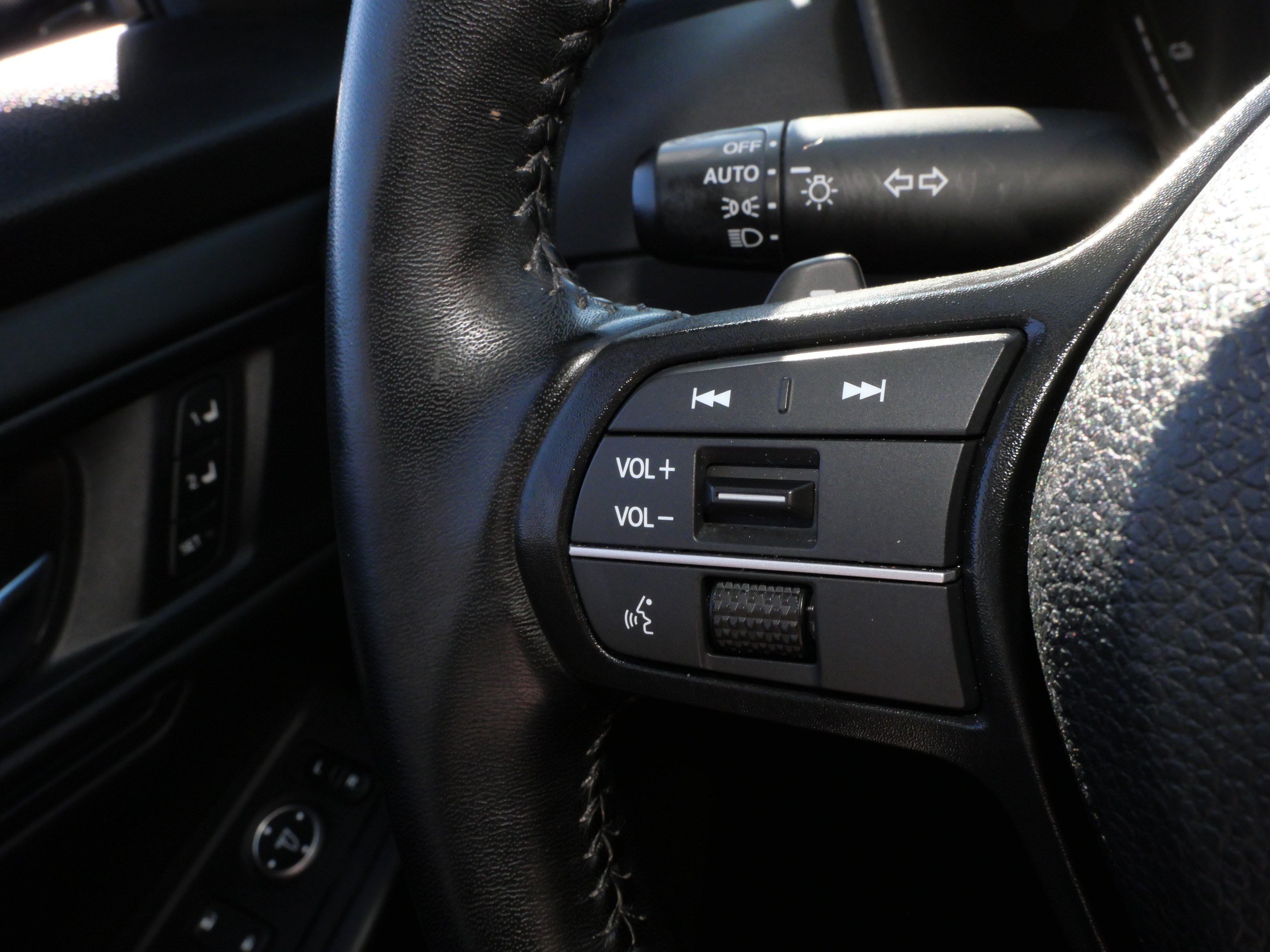 Used 2024 Honda Accord EX-L image 27