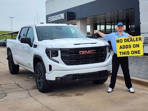 New 2026 GMC Sierra 1500 Elevation image 1