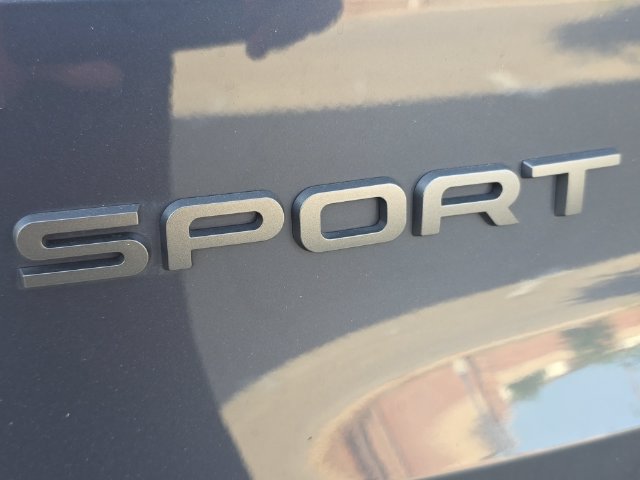 Used 2024 Land Rover Range Rover Sport SE AWD/4WD image 29