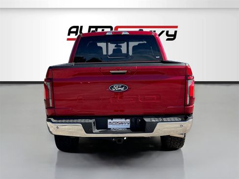 Used 2024 Ford F150 Lariat w/ FX4 Off-Road Package image 6