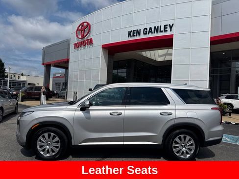 Used 2025 Hyundai Palisade SEL FWD image 3