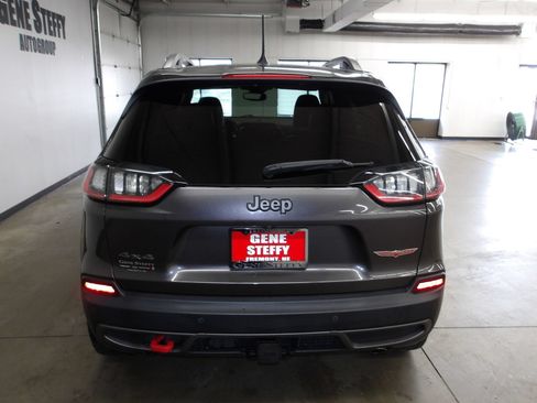 Used 2020 Jeep Cherokee Trailhawk AWD/4WD image 7