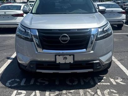 Used 2022 Nissan Pathfinder SL w/ SL Premium Package