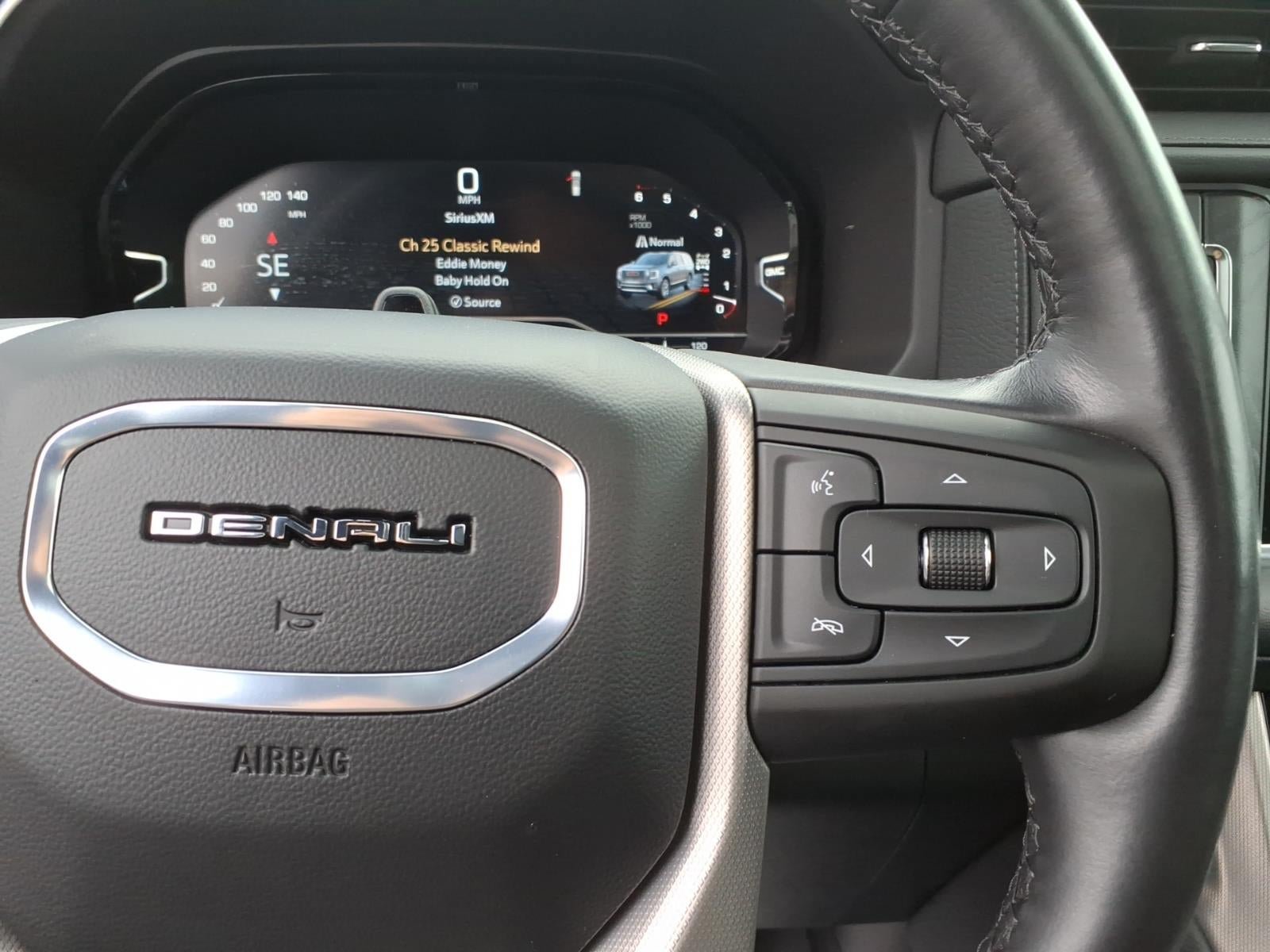 Used 2024 GMC Yukon Denali w/ Denali Reserve Package AWD/4WD image 30