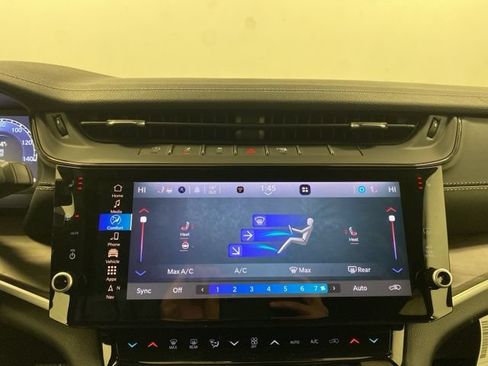 Used 2026 Jeep Grand Cherokee Limited AWD/4WD image 10