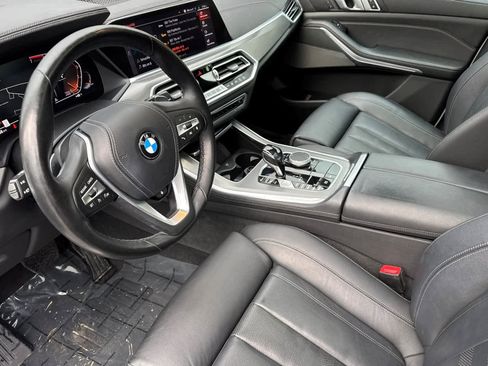 Used 2019 BMW X5 xDrive50i image 11