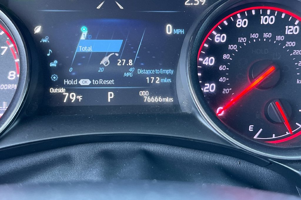 Certified 2021 Toyota Camry XSE FWD image 27