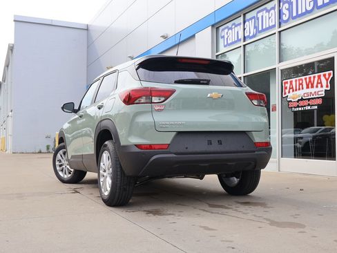 New 2026 Chevrolet TrailBlazer LS w/ LS Convenience Package AWD/4WD image 32