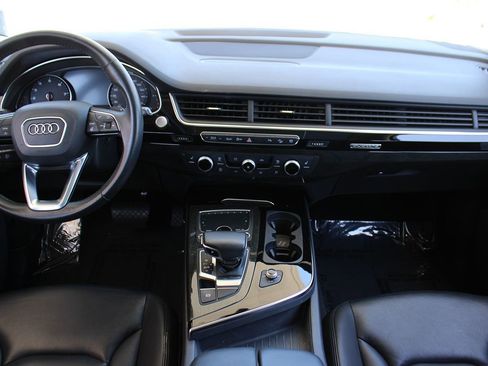 Used 2019 Audi Q7 3.0T Premium w/ Convenience Package AWD/4WD image 11