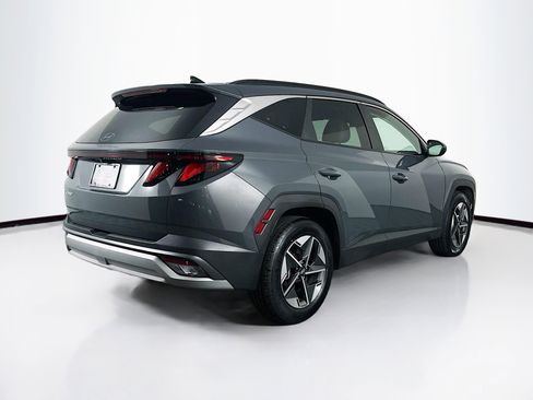 Used 2025 Hyundai Tucson SEL FWD image 9