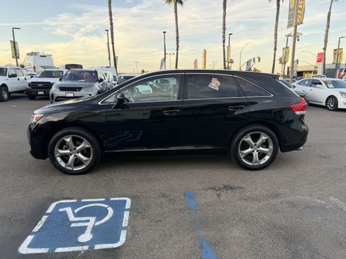 Used 2009 Toyota Venza FWD image 6