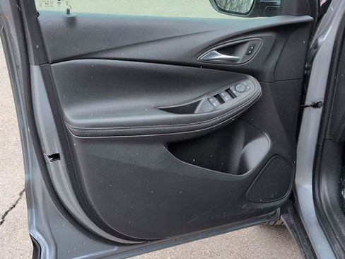 Used 2025 Buick Encore GX Preferred image 19