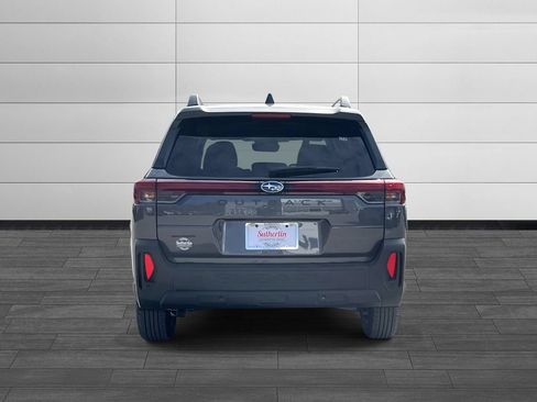 New 2026 Subaru Outback Premium w/ Premium/Limited Package 2 AWD/4WD image 4