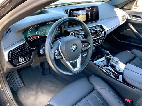 Used 2023 BMW 540i 540i w/ Premium Package image 16