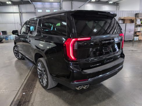 Used 2026 GMC Yukon XL Denali Ultimate AWD/4WD image 4