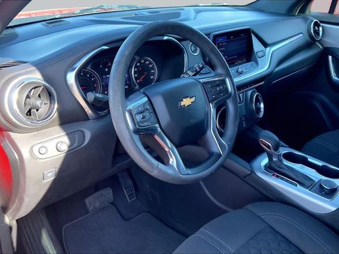 Used 2022 Chevrolet Blazer LT FWD image 18