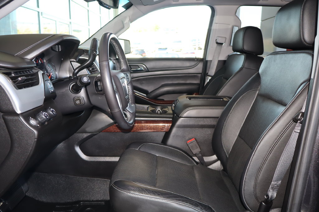 Used 2018 GMC Yukon SLT w/ Open Road Package AWD/4WD image 16