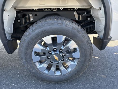 New 2026 Chevrolet Silverado 2500 Custom w/ Custom Value Package image 18