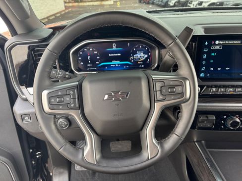 Used 2026 Chevrolet Silverado 2500 LTZ w/ Trail Boss Package image 9
