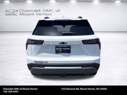 New 2027 Chevrolet Equinox LT w/ Convenience Package II AWD/4WD image 4