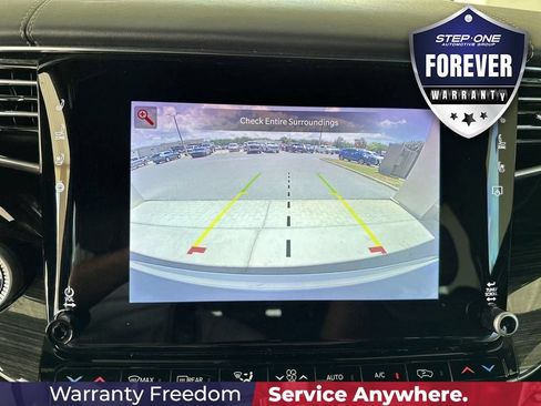 Used 2022 Jeep Wagoneer Series II w/ Premium Group I AWD/4WD image 29