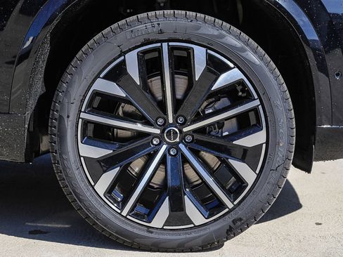 New 2026 Volvo XC90 T8 Ultra w/ Protection Package AWD/4WD image 10