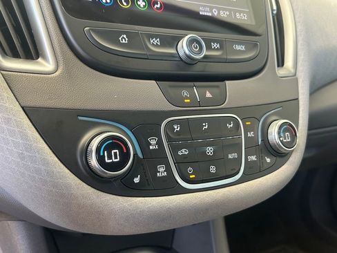 Used 2025 Chevrolet Malibu LT image 37