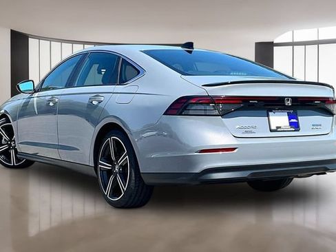 Used 2023 Honda Accord Sport image 4