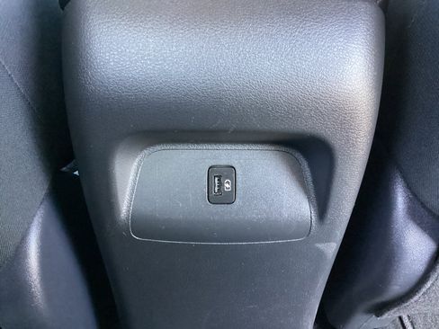 Used 2024 Nissan Sentra SV image 27