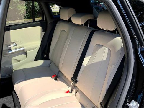 Certified 2026 Mercedes-Benz GLA 250 4MATIC image 13