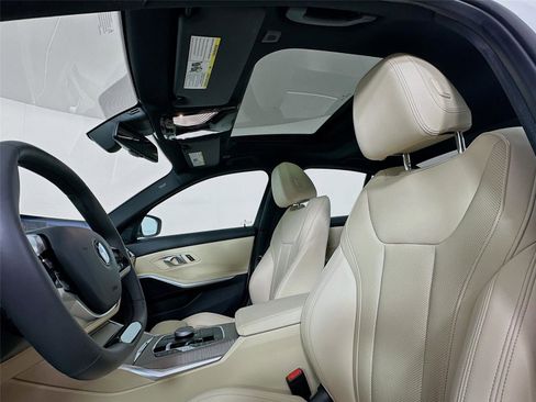 Used 2025 BMW 330i xDrive Sedan w/ Convenience Package image 22