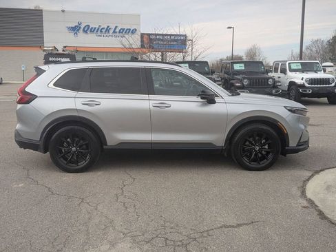 Used 2023 Honda CR-V Sport image 6