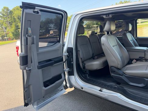 Used 2018 Ford F150 XL w/ Equipment Group 101A Mid RWD image 18