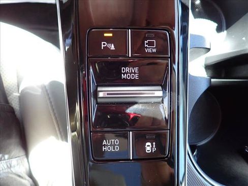 Used 2023 Hyundai Sonata Limited FWD image 19
