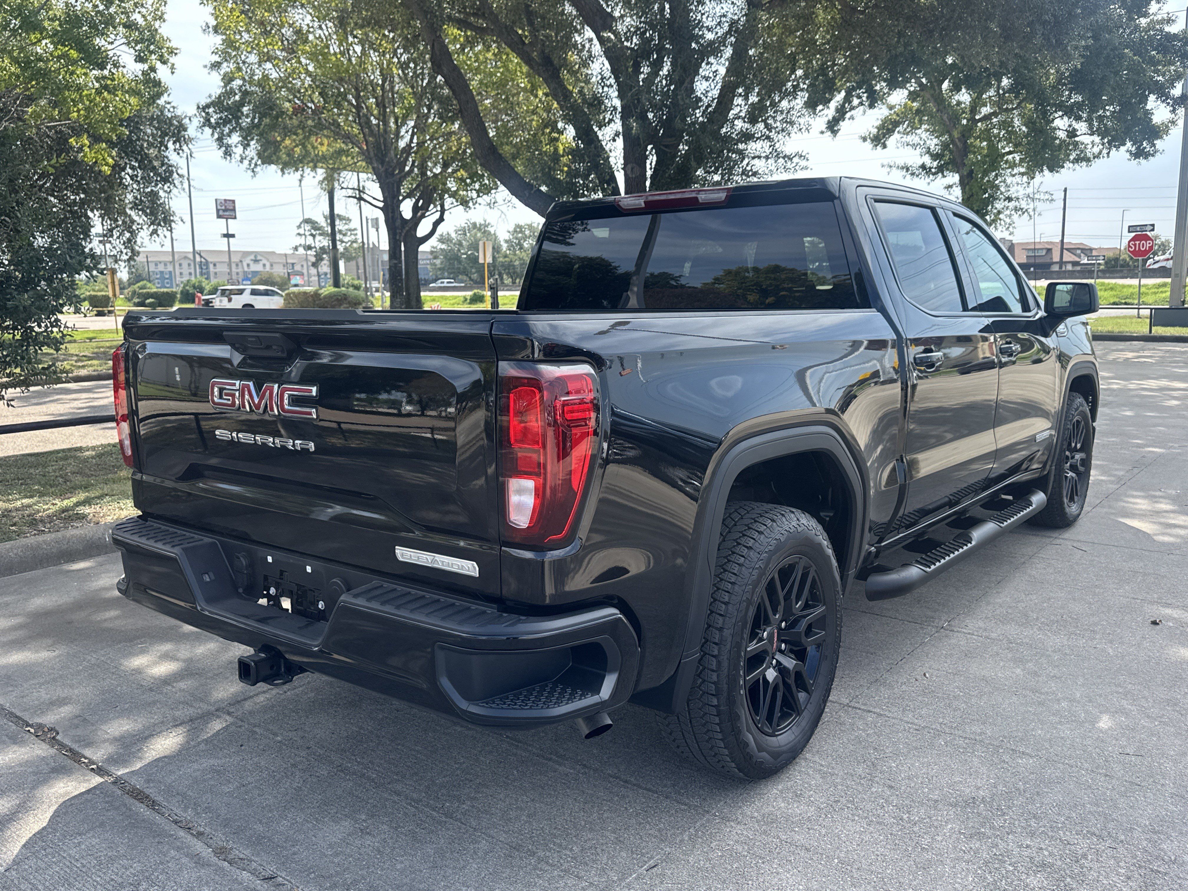 Used 2026 GMC Sierra 1500 Elevation w/ Elevation Select Package RWD image 12