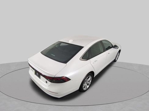 Used 2024 Honda Accord LX image 36