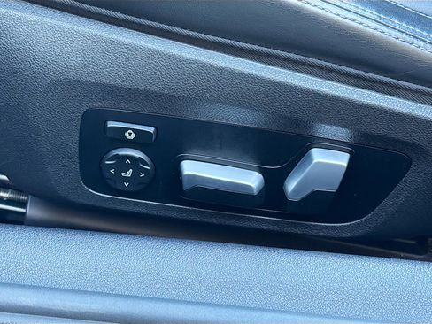 Used 2024 BMW 840i Convertible image 24