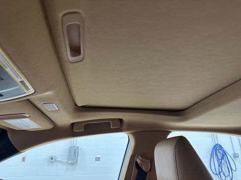 Used 2023 Lexus ES 350 w/ Premium Package image 28