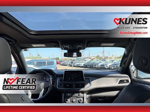 Used 2023 GMC Yukon SLT image 46