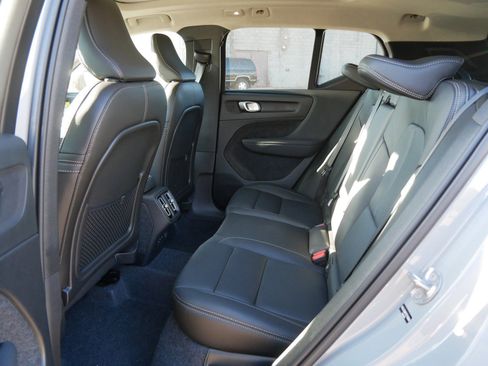 New 2026 Volvo XC40 B5 Ultra w/ Climate Package image 6