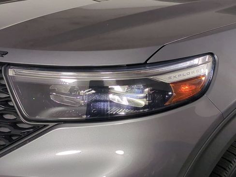 Used 2022 Ford Explorer ST AWD/4WD image 10