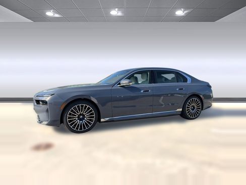 New 2026 BMW i7 xDrive60 w/ Executive Package AWD/4WD image 18