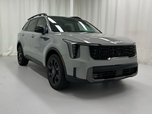 Used 2024 Kia Sorento X-Line EX AWD/4WD image 2