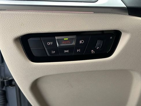 Certified 2024 BMW 330i Sedan w/ Premium Package image 20