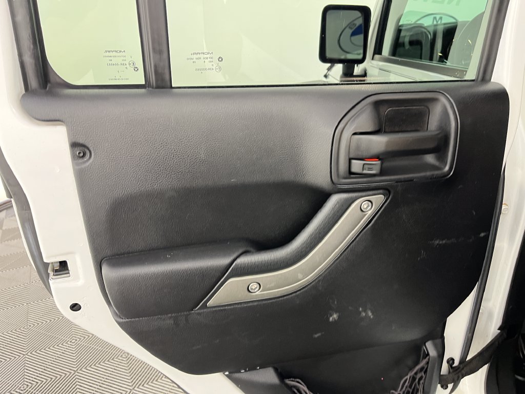 Used 2016 Jeep Wrangler Unlimited Sport w/ Quick Order Package 24S AWD/4WD image 25