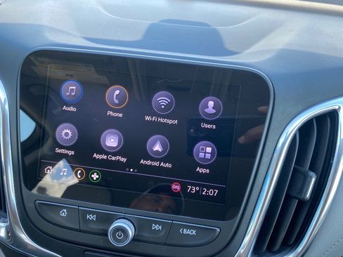 Used 2019 Chevrolet Equinox Premier image 6