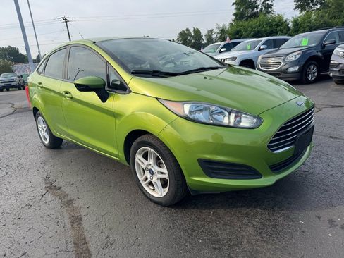 Used 2018 Ford Fiesta SE w/ Cold Weather Package FWD image 7