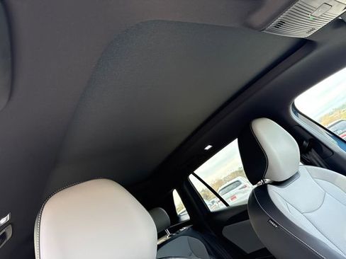 New 2026 Volkswagen Tiguan SE R-Line image 23