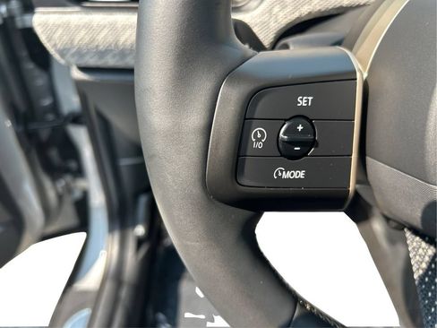 Used 2025 MINI Cooper 2-Door Hardtop FWD image 38